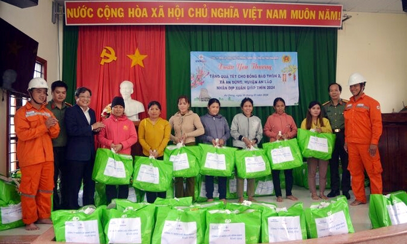 Bình Định: “Xuân yêu thương” đến với người nghèo vùng cao An Lão