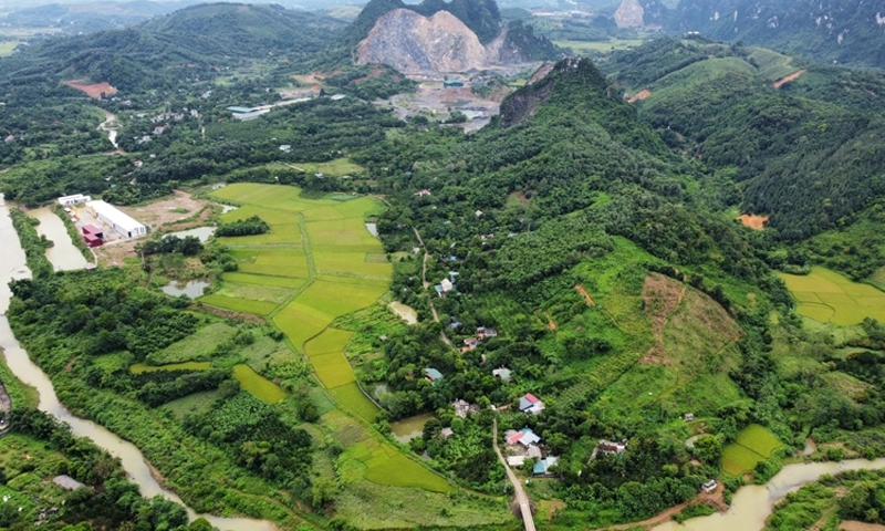 Lương Sơn (Hòa Bình): Đóng góp quan trọng của các khu công nghiệp trong phát triển kinh tế - xã hội