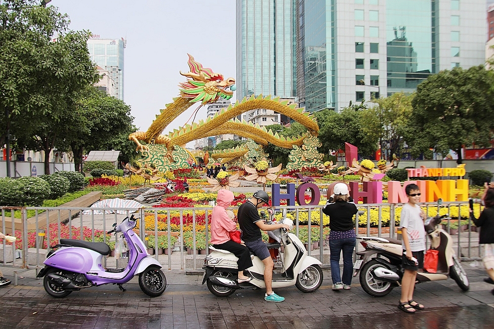 Thành phố Hồ Chí Minh: Toàn cảnh đường hoa Nguyễn Huệ trước giờ khai mạc