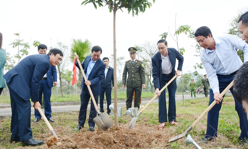 Phú Thọ: Tổ chức lễ phát động “Tết trồng cây đời đời nhớ ơn Bác Hồ”