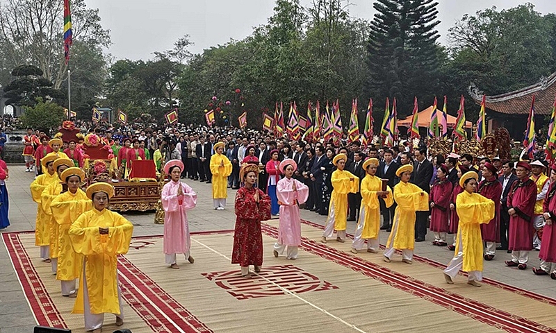 Phú Thọ: Lễ dâng hương tưởng nhớ, tri ân công đức Tổ Mẫu Âu Cơ