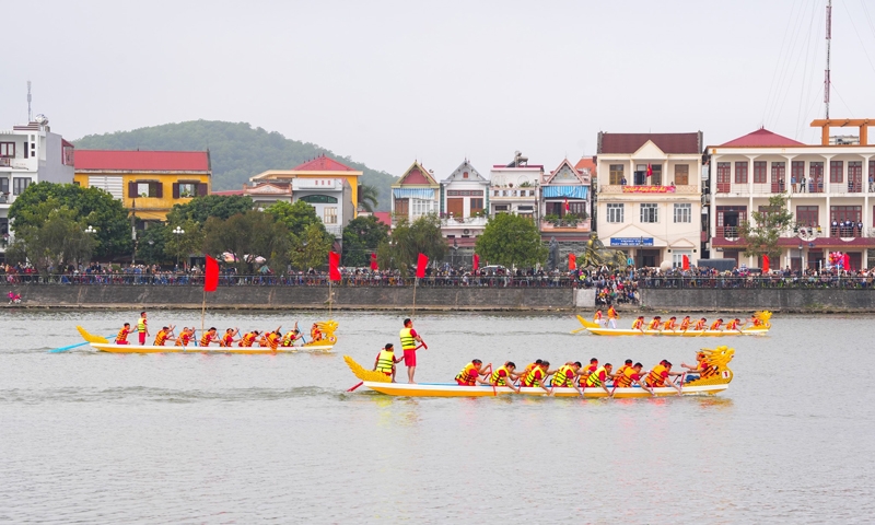 Hải Phòng: Sôi nổi giải Đua thuyền Rồng trên sông Đa Độ