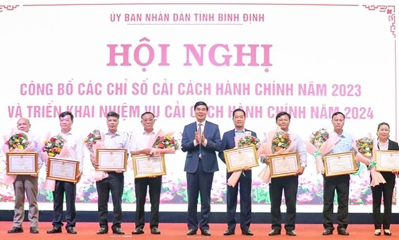 Bình Định: “Lấy người dân, doanh nghiệp làm trung tâm phục vụ” trong cải cách hành chính