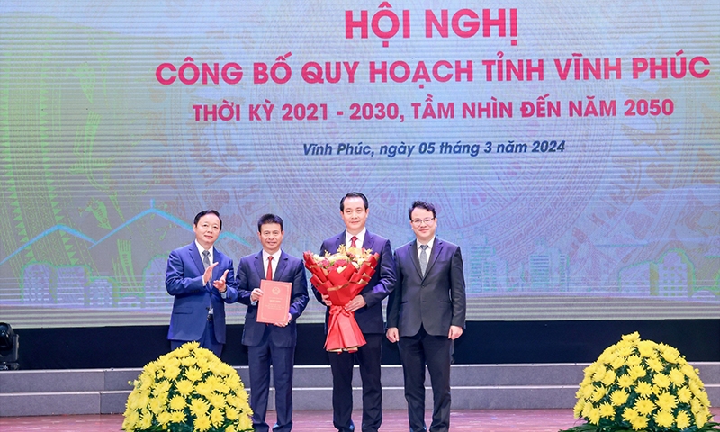 Phó Thủ tướng Trần Hồng Hà dự lễ công bố Quy hoạch tỉnh Vĩnh Phúc thời kỳ 2021 - 2030, tầm nhìn đến năm 2050