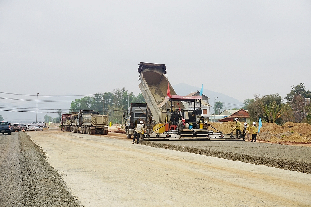 Dự án thành phần 3, đường cao tốc Biên Hòa - Vũng Tàu phấn đấu về đích sớm trước 3 tháng