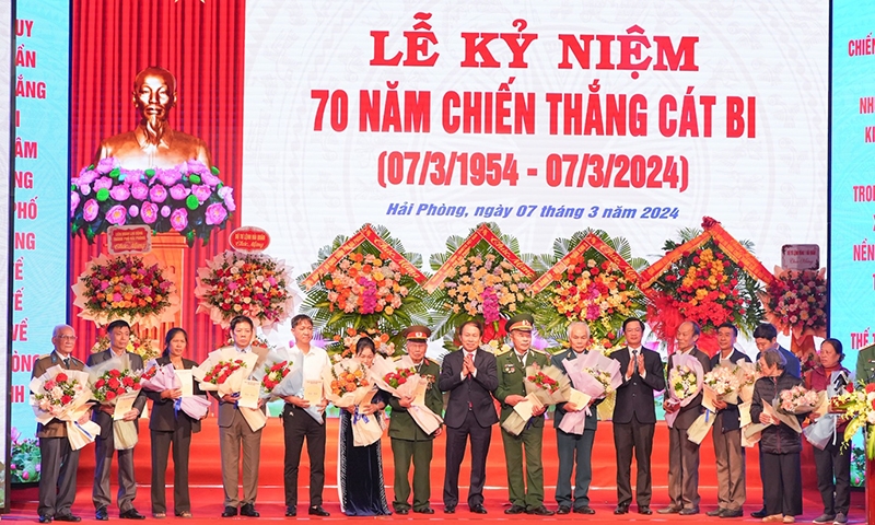 Hải Phòng: Kỷ niệm 70 năm Chiến thắng Cát Bi