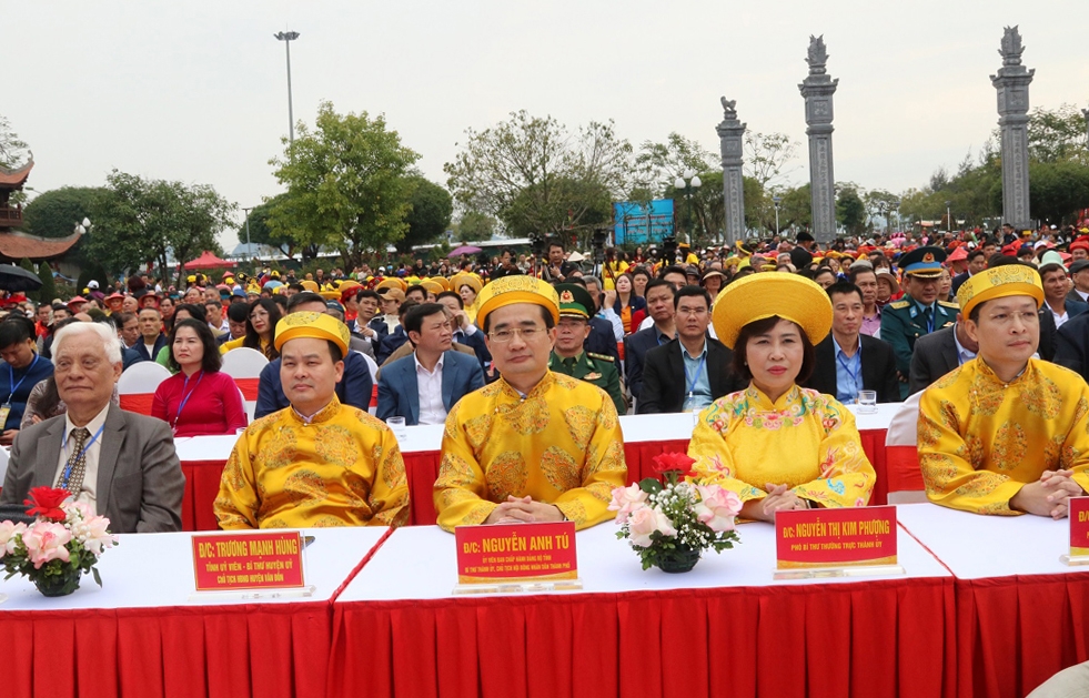 Quảng Ninh: Khai hội đền Cửa Ông