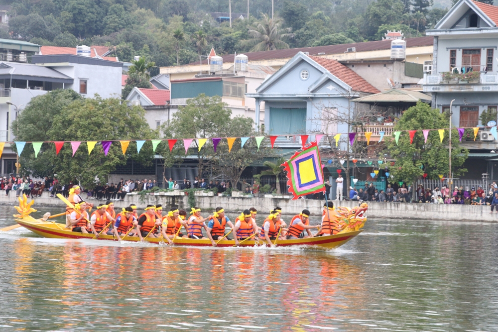 Quảng Ninh: Khai hội đền Cửa Ông