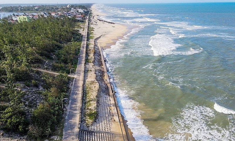 Quảng Nam: Đề nghị Trung ương hỗ trợ 800 tỷ đồng để làm kè biển Tam Thanh