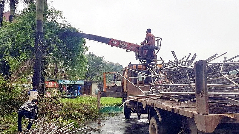 Ninh Bình: Tháo dỡ các ki-ốt và công trình tại tuyến phố đi bộ kém hiệu quả