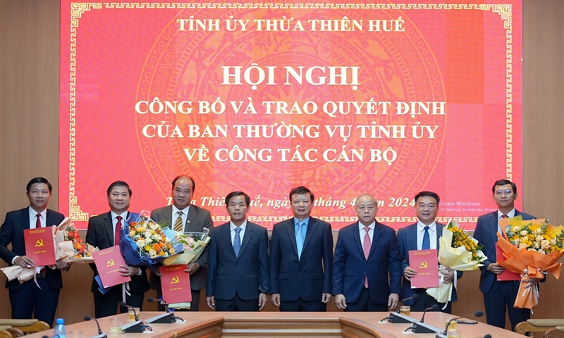 Thừa Thiên – Huế: Điều động nhiều cán bộ giữ các vị trí chủ chốt