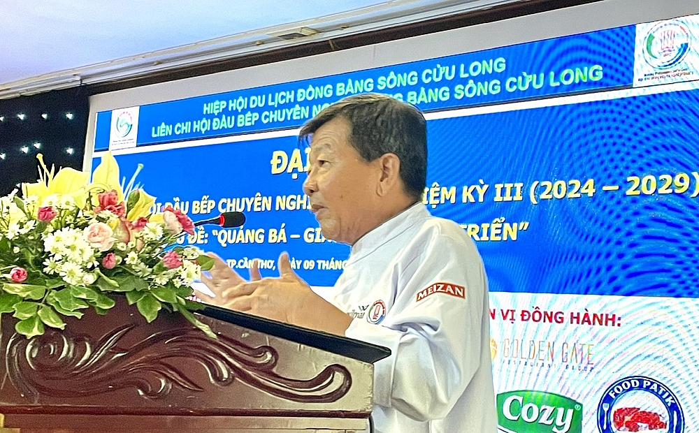 Vinh danh “Bếp vàng” cho 5 đầu bếp cống hiến trên 20 năm tuổi nghề tại Đồng bằng sông Cửu Long