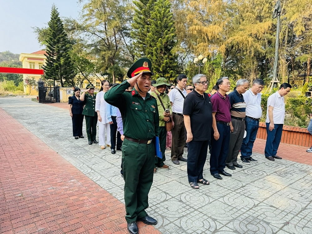 Nhiều hoạt động thiết thực của Hội đồng hương Hải Phòng tại Hà Nội dành cho huyện đảo Bạch Long Vĩ