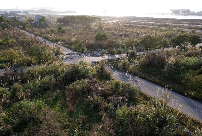 Hạ Long (Quảng Ninh): Dân căng biểu ngữ đề nghị dự án cấp “bìa đỏ”