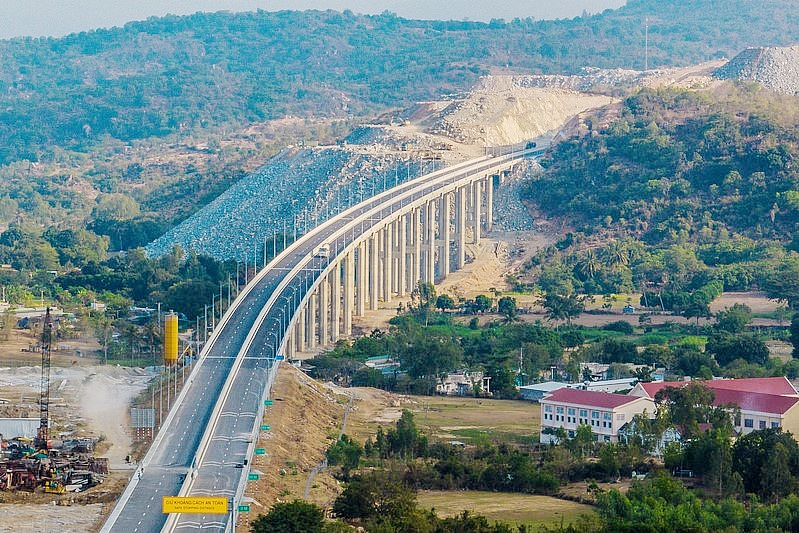 Tập đoàn Đèo Cả đồng hành, hỗ trợ đối tác để cùng vươn xa