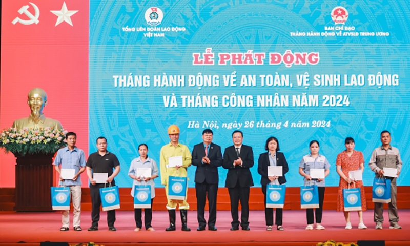 Phát động Tháng hành động về An toàn, vệ sinh lao động và Tháng Công nhân 2024