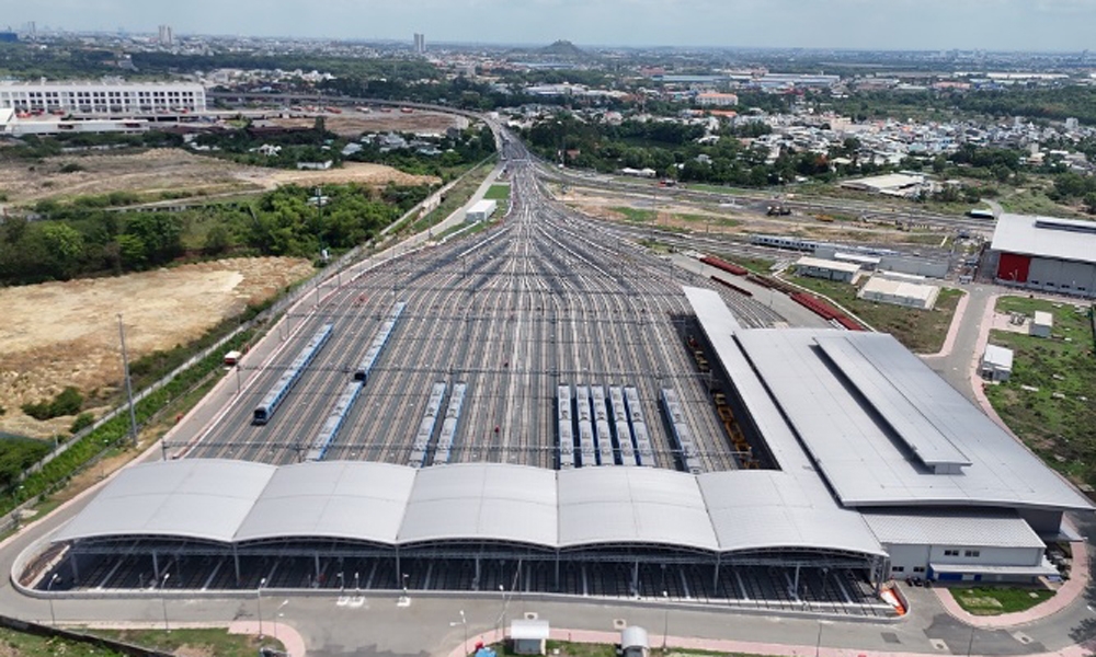 Choáng ngợp trước sự hiện đại của trung tâm điều khiển tuyến metro số 1