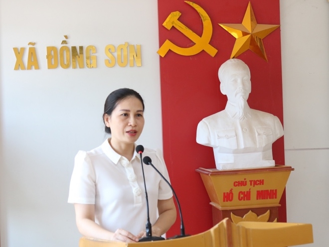 Hạ Long: Đảng viên doanh nghiệp tư nhân đỡ đầu học sinh nghèo