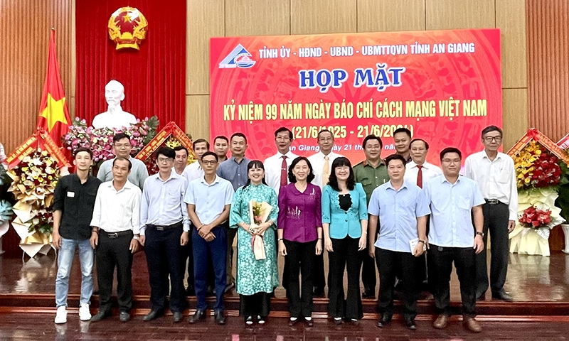 Mong muốn báo chí truyền tải thông tin thiết thực, quảng bá hình ảnh, vùng đất, con người An Giang đến bạn đọc, nhà đầu tư