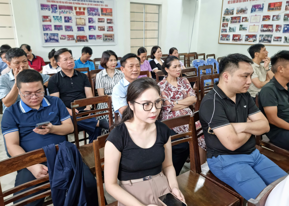 Hạ Long (Quảng Ninh): Đảng viên gương mẫu xây dựng văn minh đô thị