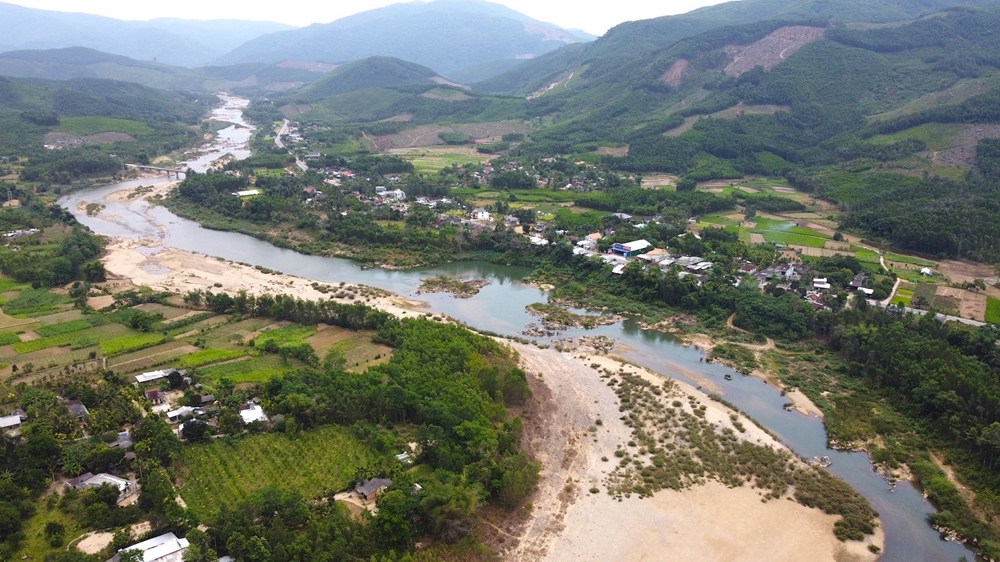 Quảng Ngãi mời thầu khảo sát, lập Báo cáo nghiên cứu khả thi 3 công trình kè chống sạt lở bờ sông