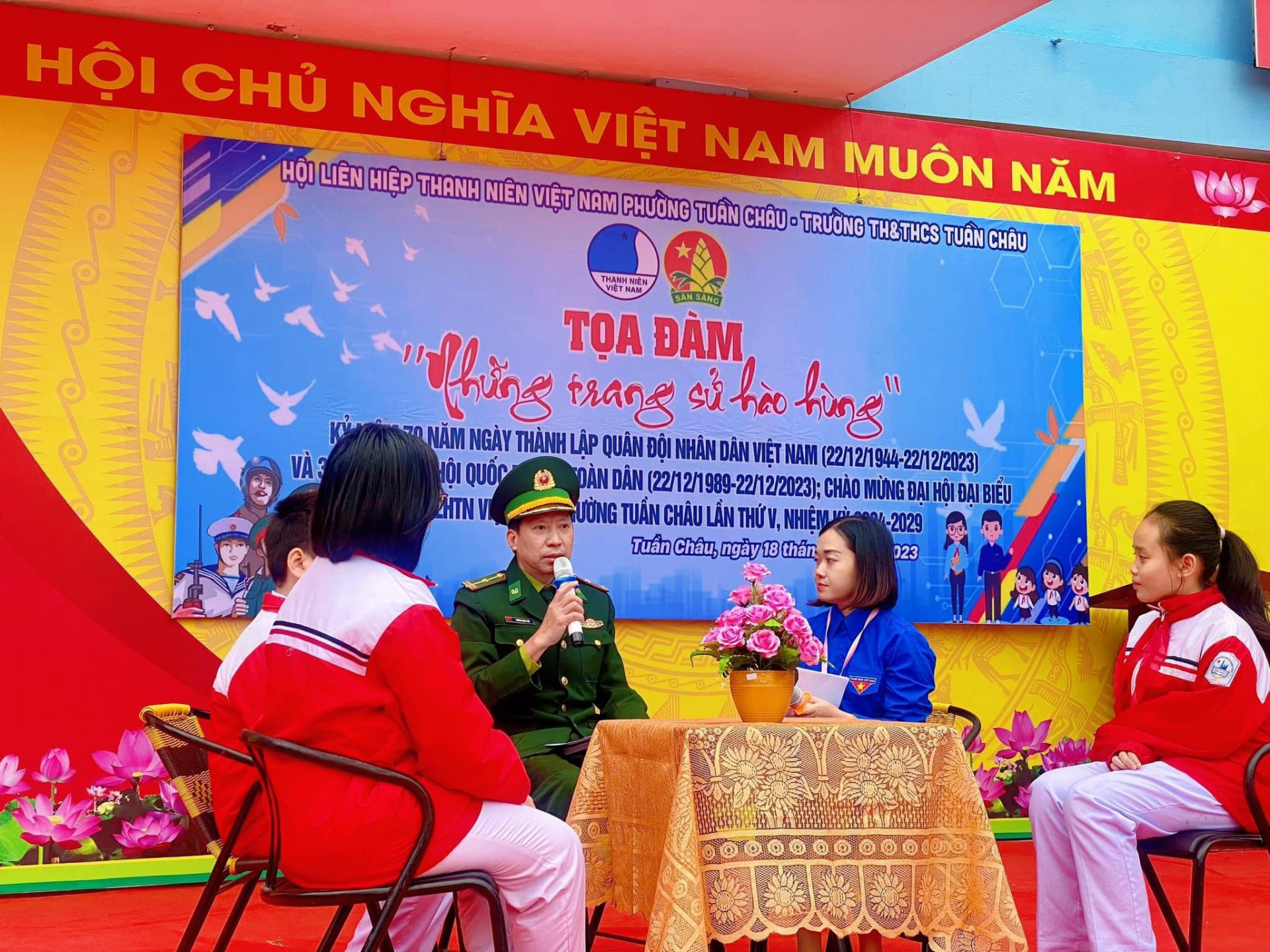 Thanh niên thành phố Hạ Long tiếp lửa truyền thống, đoàn kết, khát vọng, sáng tạo, phát triển