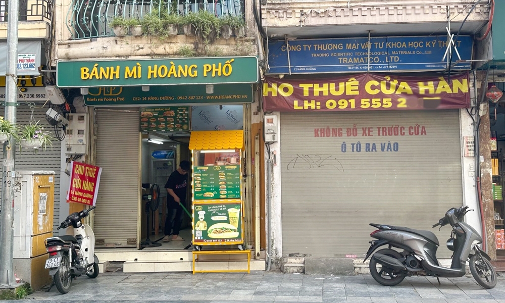 Hà Nội: Mặt bằng trên đất vàng bỏ trống hàng loạt dù giảm mạnh giá thuê