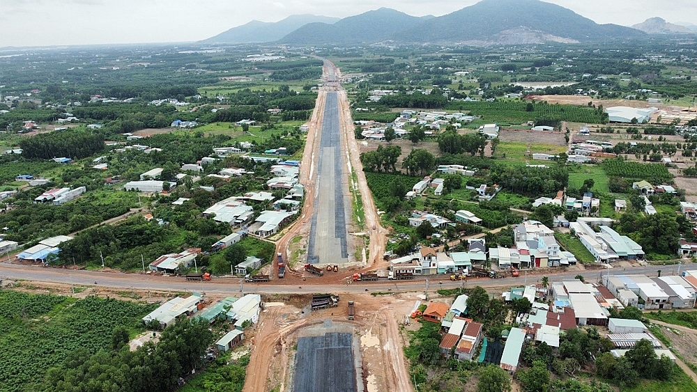 Cao tốc Biên Hòa - Vũng Tàu: “Chênh” tiến độ ở các dự án thành phần