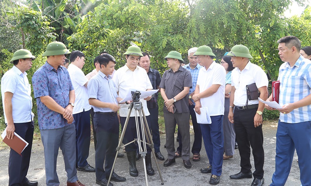 Phó Chủ tịch UBND tỉnh Phú Thọ kiểm tra tiến độ đầu tư, xây dựng Cụm công nghiệp tại Hạ Hòa