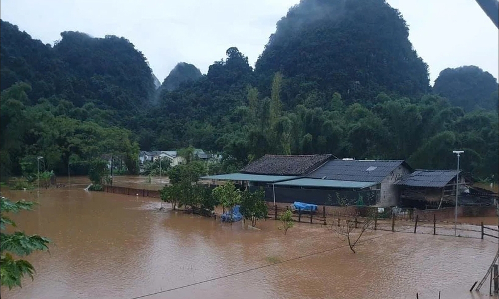 Thủ tướng chỉ đạo tập trung ứng phó nguy cơ mưa lũ, sạt lở đất tại Bắc Bộ