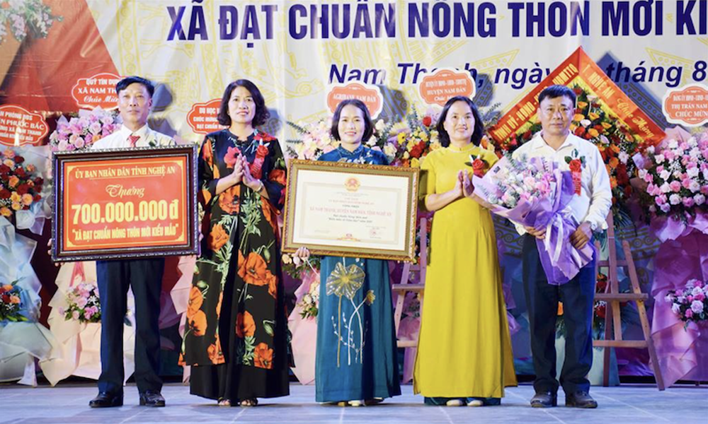 Nam Thanh (Nghệ An): Đón Bằng công nhận xã đạt chuẩn Nông thôn mới kiểu mẫu