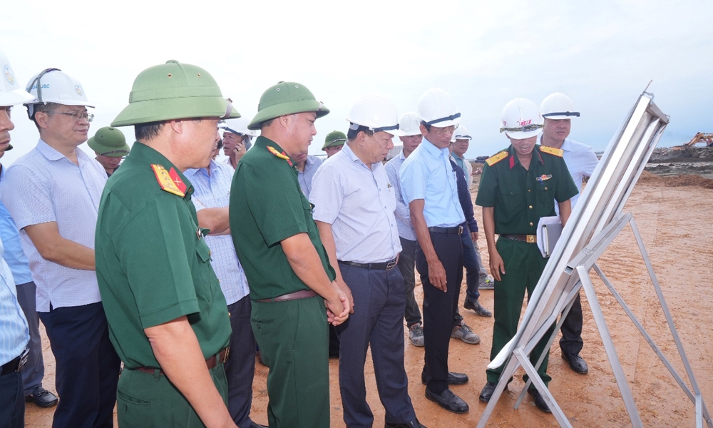 Hải Phòng: Đẩy nhanh tiến độ thi công Dự án đầu tư xây dựng tuyến đê biển Nam Đình Vũ