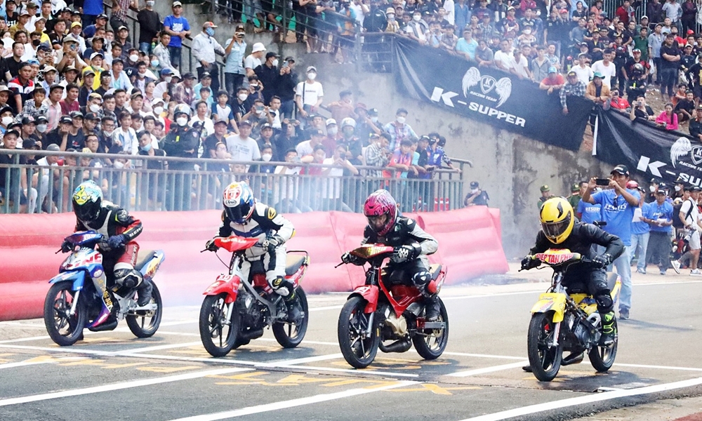 Cần Thơ: 40 CLB mô tô tham gia “Tranh Cup Caltex Havoline Cub Prix”