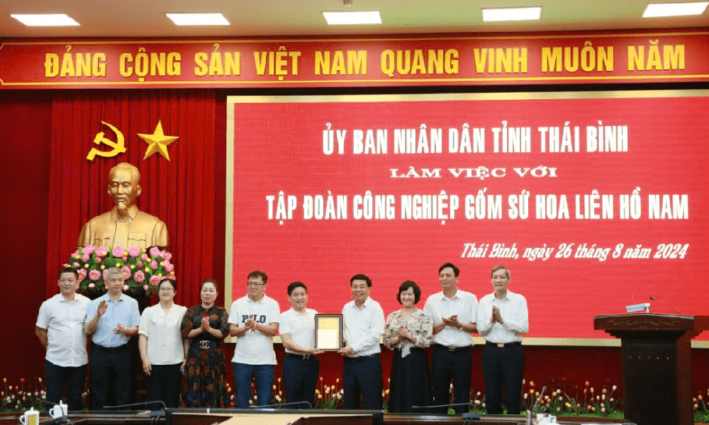 Tập đoàn sản xuất gốm sứ hàng đầu của Trung Quốc khảo sát đầu tư tại Thái Bình