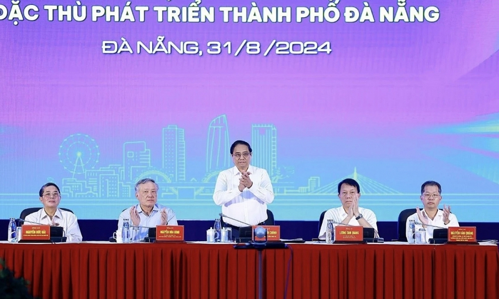 Thủ tướng Phạm Minh Chính: Đà Nẵng cùng cả nước theo kịp, tiến cùng, vươn lên