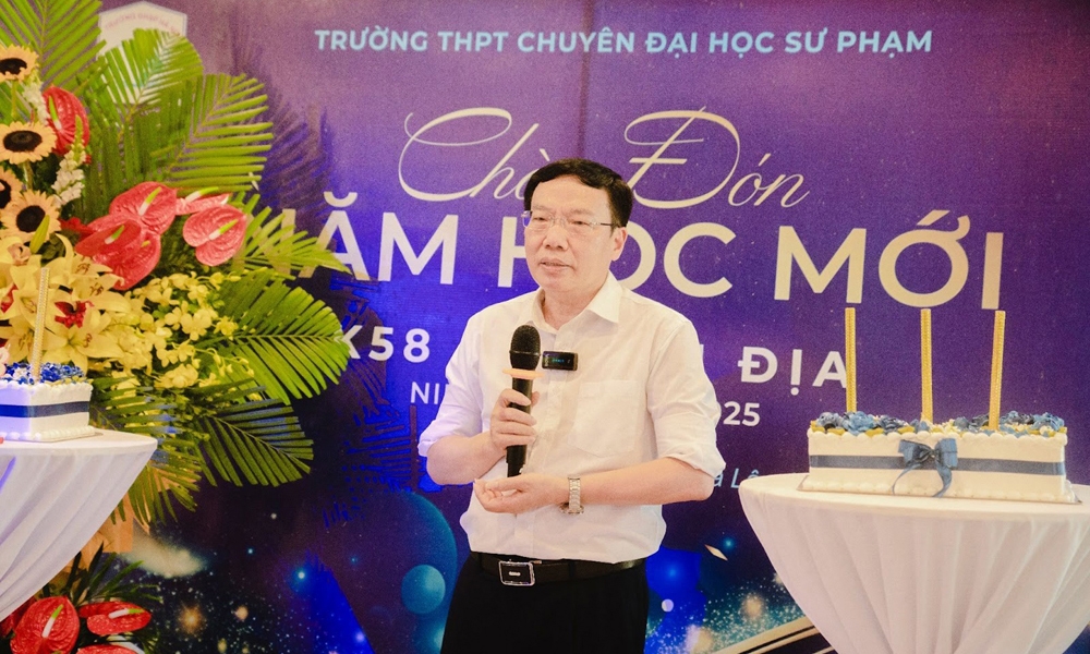 Khai giảng năm học 2024 – 2025: Trường THPT Chuyên Đại học Sư phạm Hà Nội lần đầu tiên chào đón lớp chuyên Địa lý