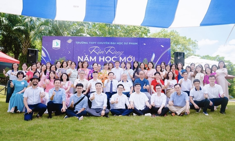 Khai giảng năm học 2024 – 2025: Trường THPT Chuyên Đại học Sư phạm Hà Nội lần đầu tiên chào đón lớp chuyên Địa lý