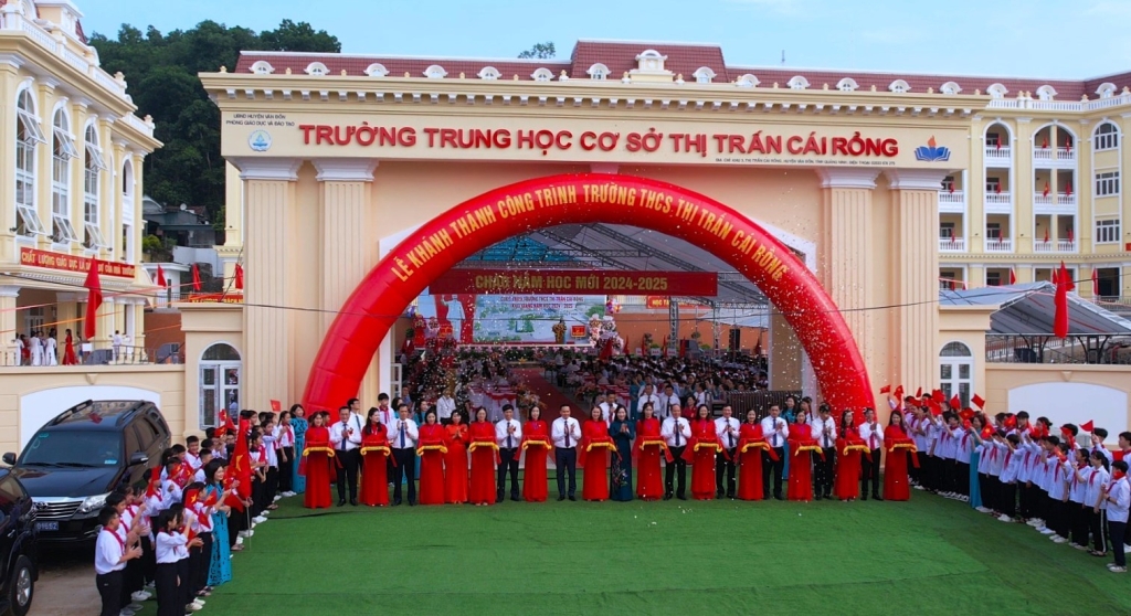 Vân Đồn (Quảng Ninh): Đưa 3 trường học mới vào năm học mới