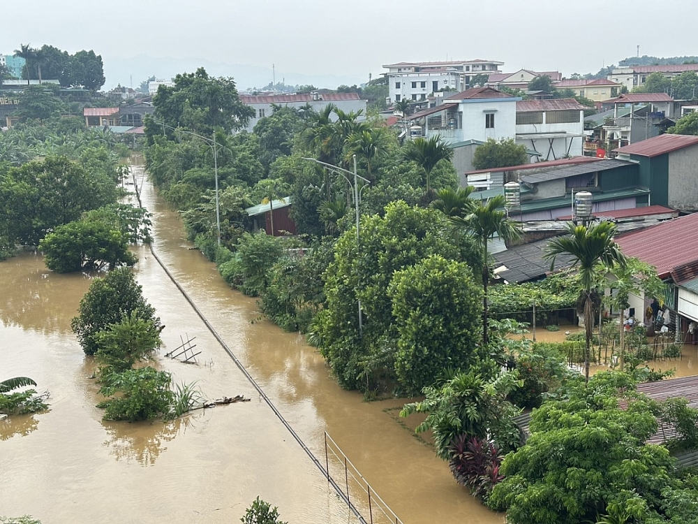 Cảnh báo cấp độ rủi ro thiên tai do mưa lũ vượt mức báo động 3, nhiều địa phương ở Yên Bái ngập sâu