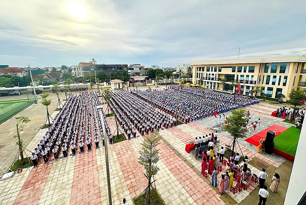 Năm học mới ở trường liên cấp khang trang nhất Quảng Ngãi