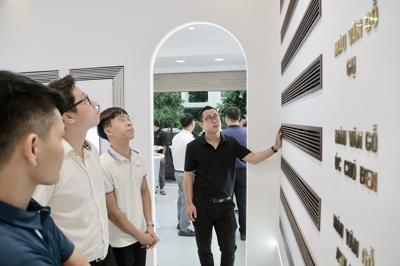 Khai trương Showroom AMIV tại Hà Nội