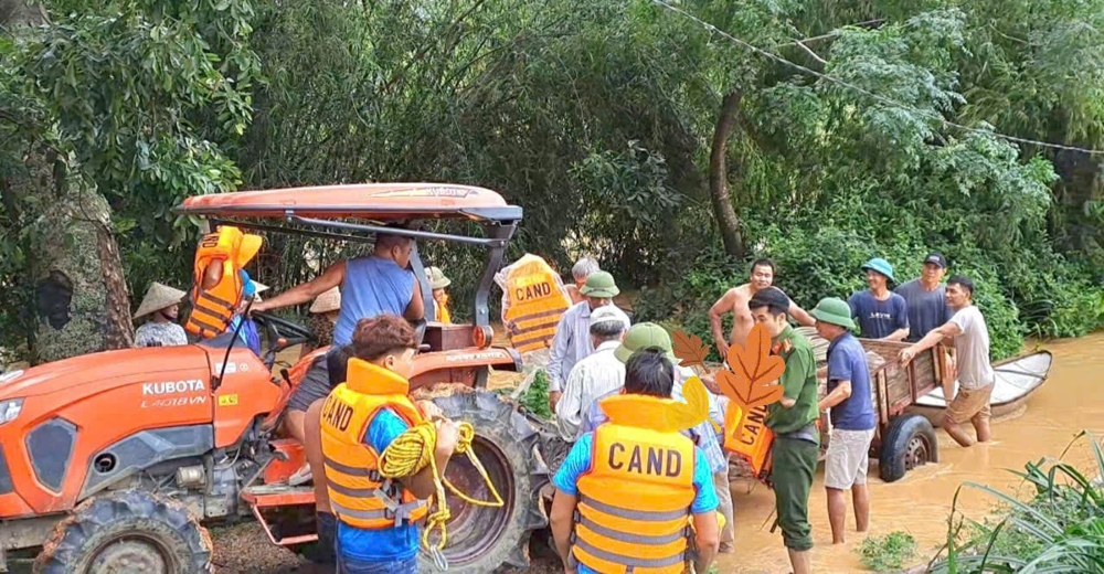 Tam Dương (Vĩnh Phúc): Bí thư Huyện ủy kiểm tra công tác ứng phó với lũ tại các xã ven sông