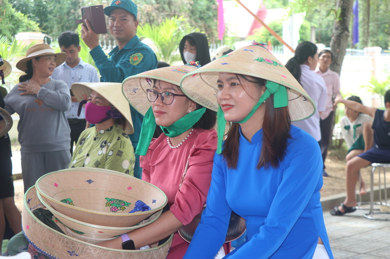 “Nghề chằm nón ngựa Phú Gia” trở thành Di sản văn hóa phi vật thể quốc gia