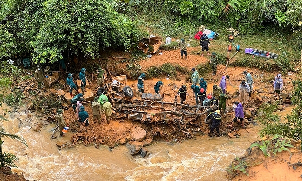 Công khai minh bạch đầy đủ thông tin của các tổ chức, cá nhân chuyển tiền ủng hộ người dân bị thiệt hại do bão số 3