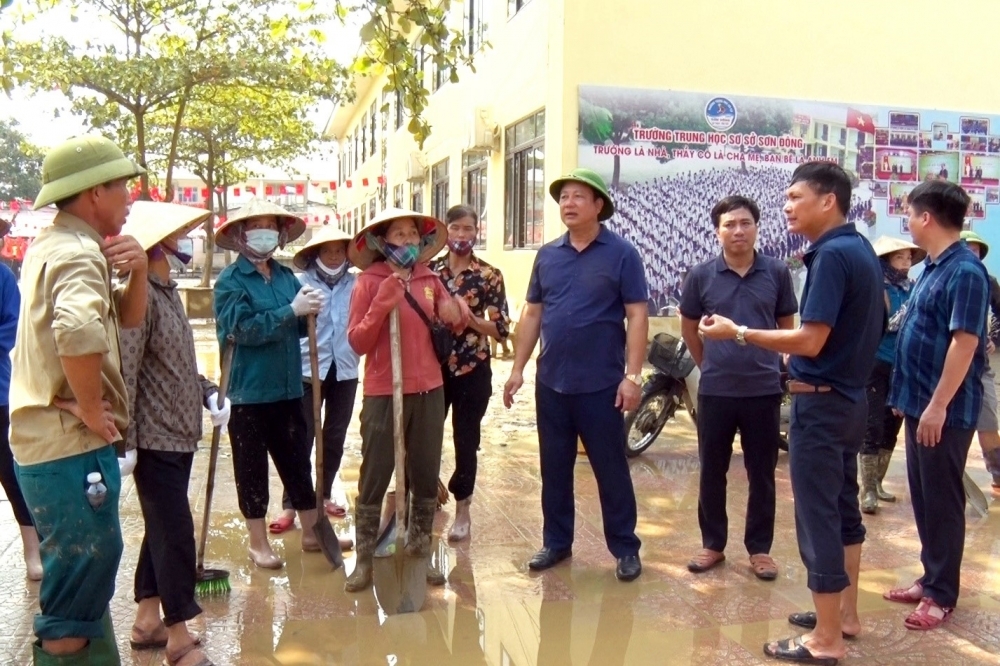 Lập Thạch (Vĩnh Phúc): Chủ tịch UBND huyện kiểm tra công tác khắc phục hậu quả sau bão