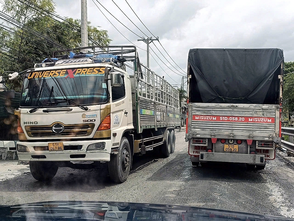 Đồng Nai: Khóc ròng với “con đường đau khổ” ở ngã ba Phát Triển