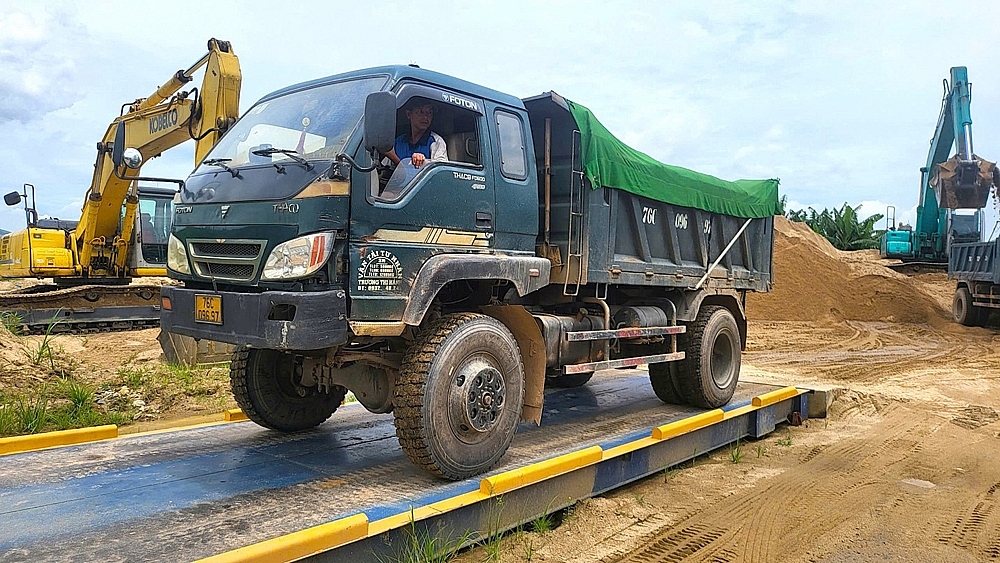 Quảng Ngãi: Đề xuất giải pháp kéo giảm giá cát xây dựng