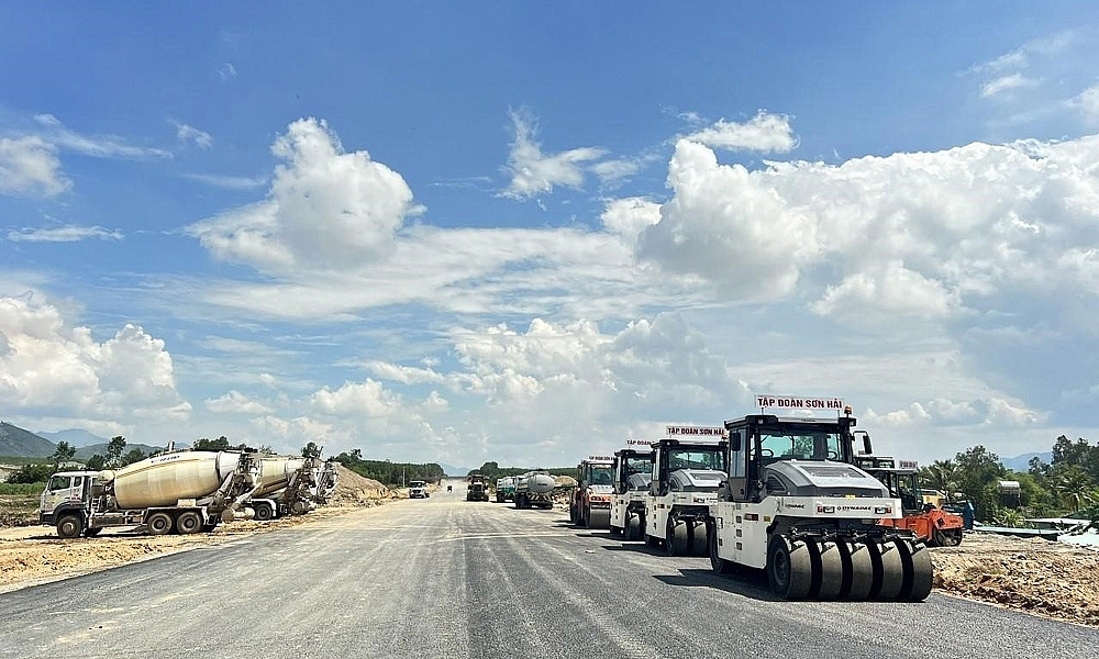 Phát huy 5 bài học kinh nghiệm để hoàn thành 3.000km đường bộ cao tốc