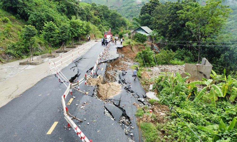 Thanh Hóa: Công bố tình huống khẩn cấp trên các tuyến đường tỉnh do ảnh hưởng của các đợt mưa lớn