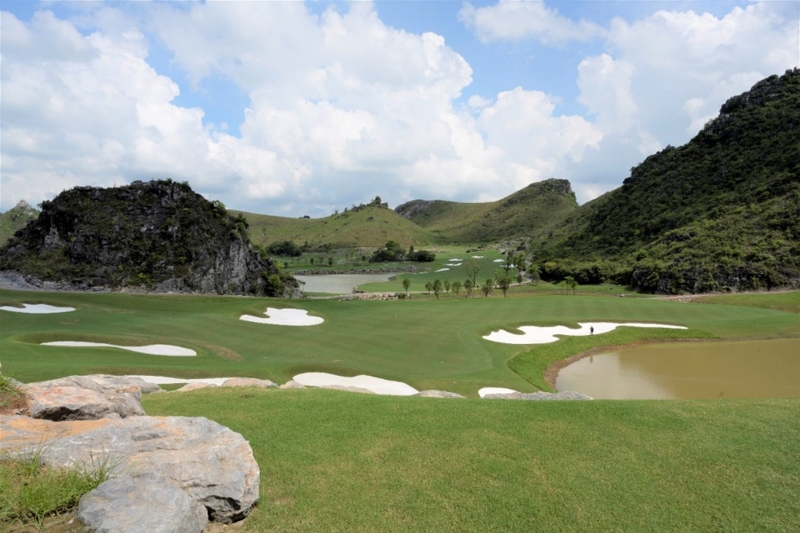 Legend Valley Country Club - Top 10 sân golf tốt nhất Việt Nam 2024